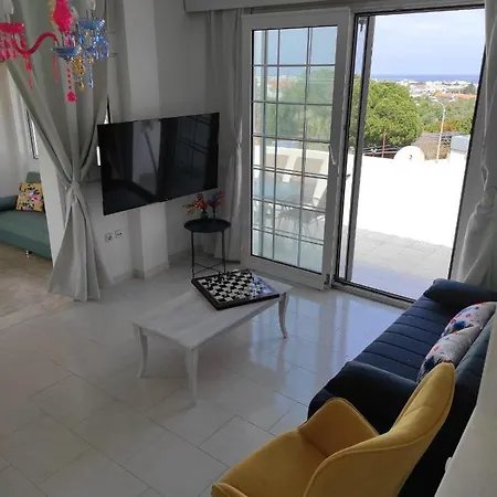 Appartement Arocaria In With Garden , Mountain And Sea View *