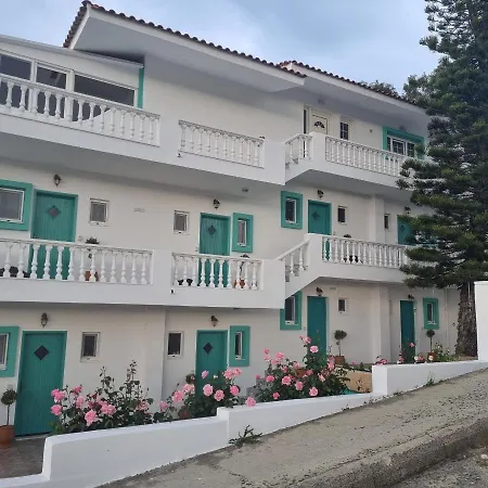 Arocaria In With Garden , Mountain And Sea View Appartement *